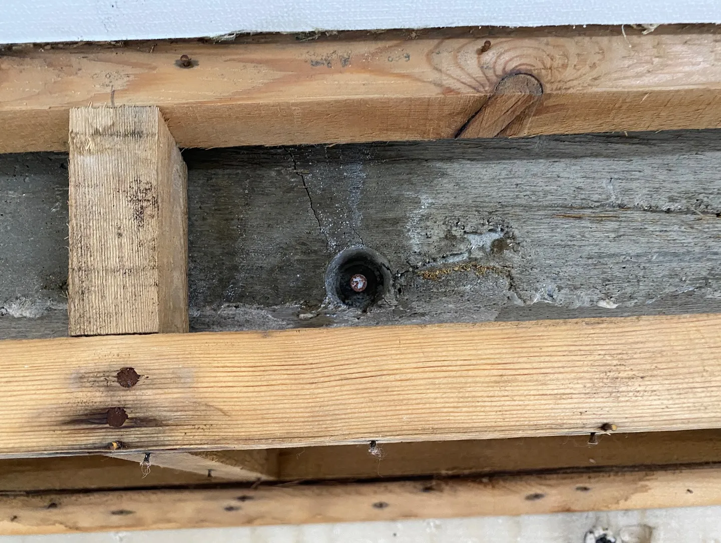 【練馬区中村北:外壁鉄部腐食による雨漏り調査】ピーコンからの...